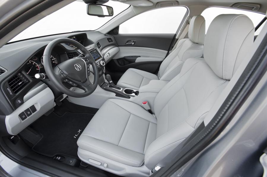 Интерьер Acura ILX (DE) 2016 года  (фото 23 из 32)